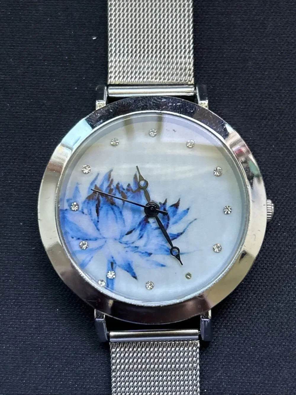 Blue Floral Silver Tone Women’s Quartz Watch